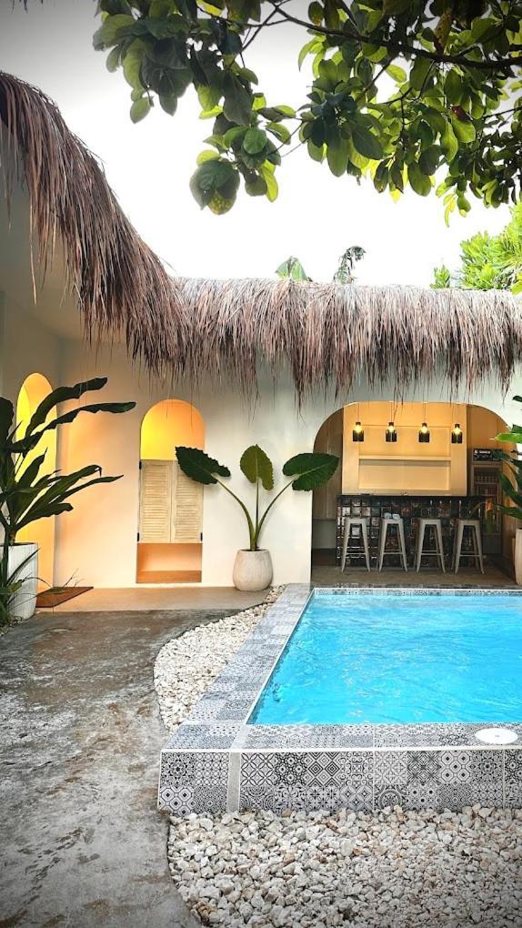 Big Waves Boutique Hotel Siargao General Luna  Extérieur photo